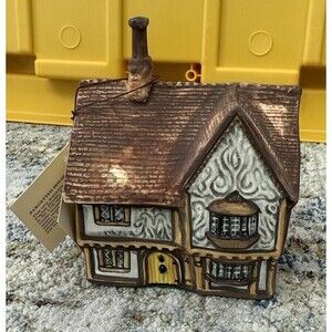 Vintage Van Hill Pottery England Pargetted House Cottage Yvonne Fowler